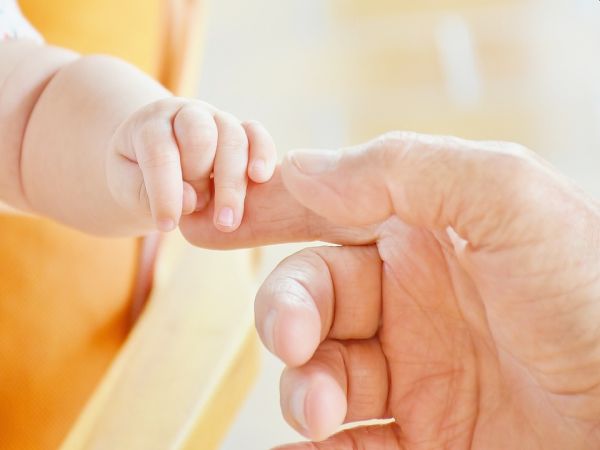 Близо 1600 деца са дошли на бял свят у нас с финансовата помощ на ЦАР  