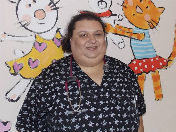 Екипът на СБАЛ по детски болести Проф Иван Митев поставя