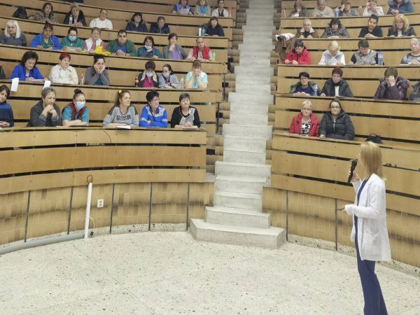 УМБАЛ „Свети Георги“ Пловдив въведе програма за обучение на санитари