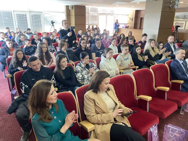 Възрастта за първо раждане у нас нараства ежегодно