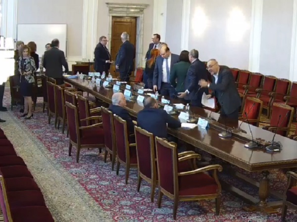 Проф. Ангелов: ЕК е против промяна на формулата в СЕСПА