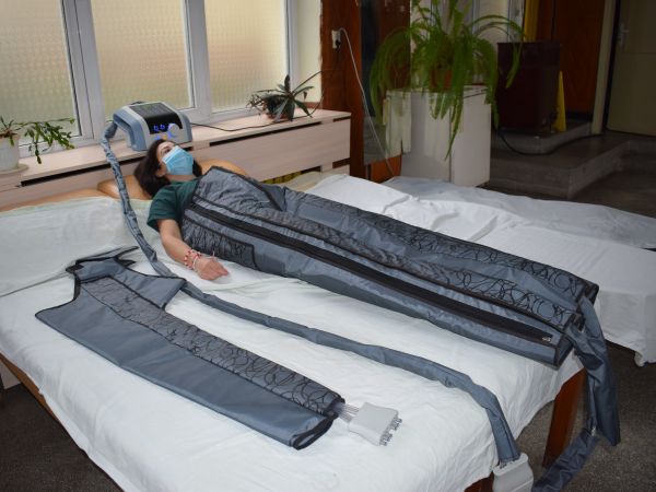 С модерен апарат за лимфен дренаж се сдоби МБАЛ – Пазарджик