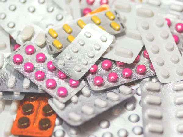 Забраната за износ на медикаменти за диабет и антибиотици за