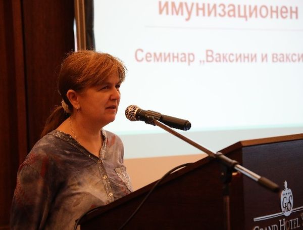 Д-р Пармакова: 4 до 8 седмици преди пътуване се консултирайте с личния си лекар за ваксините