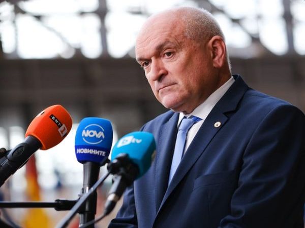 Главчев остава премиер, очаква се решението му за състава на МС