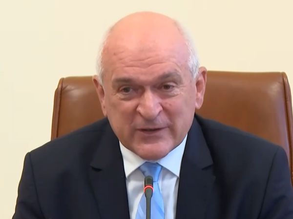 Три министерства – на здравеопазването на образованието и науката и