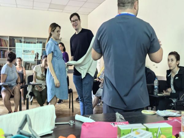 Водещи детски специалисти от Пирогов провеждат Есенна академия за родители