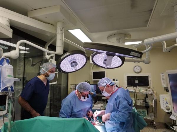 Двама души получиха шанс за втори живот след като близките