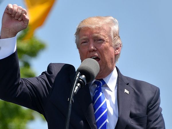 Новоизбраният за президент на Съединените щати Доналд Тръмп обяви че