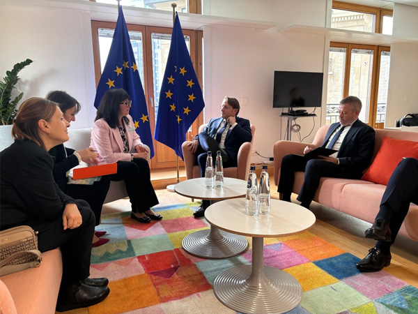 Служебният министър на здравеопазването д р Галя Кондева проведе разговор с