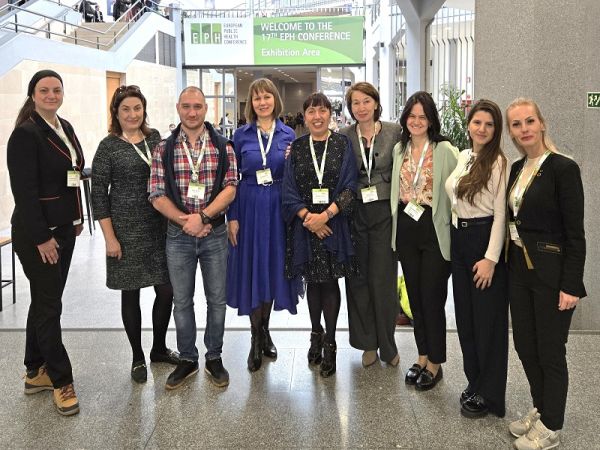 Деветима учени от Факултета по обществено здравеопазване към Медицински университет