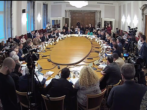 Депутатите от парламентарната Комисия по финанси приеха правилата с които