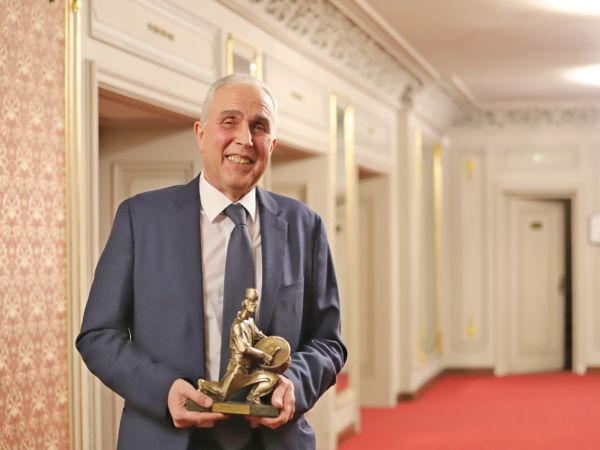 Проф Никола Владов началник на Клиника по чернодробно панкреатична хирургия и