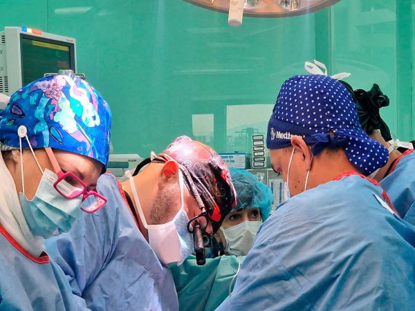 Сериозно постижение в минимално инвазивната кардиохирургия постигнаха специалистите в УМБАЛ