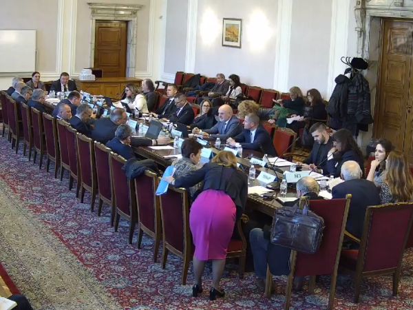 През 2025 г. ще бъдат осигурени 23 млн.лв. за ТЕЛК, увеличението е над два пъти 