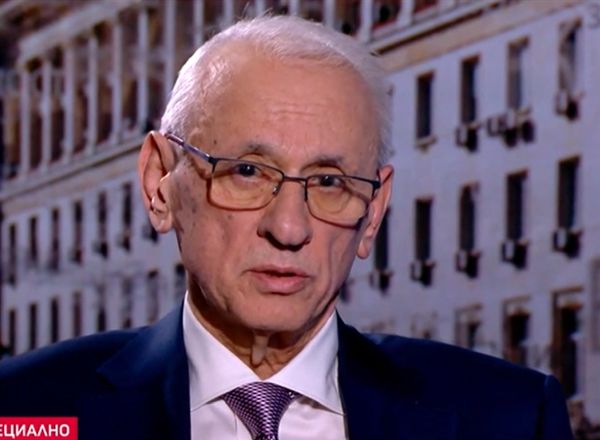 Доц. Кирилов: Не мисля, че финансовият ресурс за болнична помощ е излишен