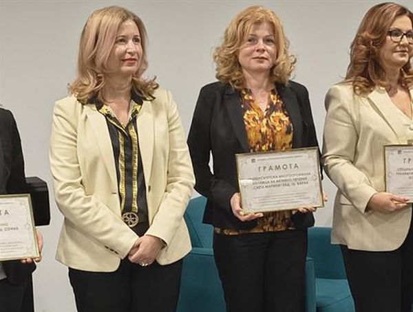 Варненската УМБАЛ „Света Марина“ с отличие от Агенцията за публични предприятия и контрол