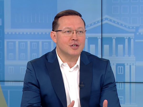 Д-р Здравков: В напредналите здравни системи сестрите се възприемат като равнопоставени партньори