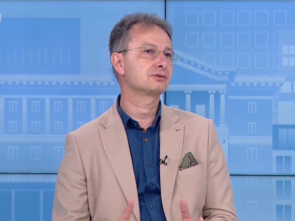 Доц. Калпачки: Инсултът винаги оставя белег след себе си