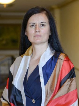 Кацарова: Необходима ни е политика за превенция и профилактика на населението още от детска възраст