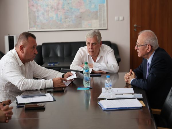 Министър Кирилов разпореди проверка на случая със забавената Спешна помощ в София