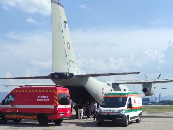 Успешна очна операция на българско бебе в Белгия 