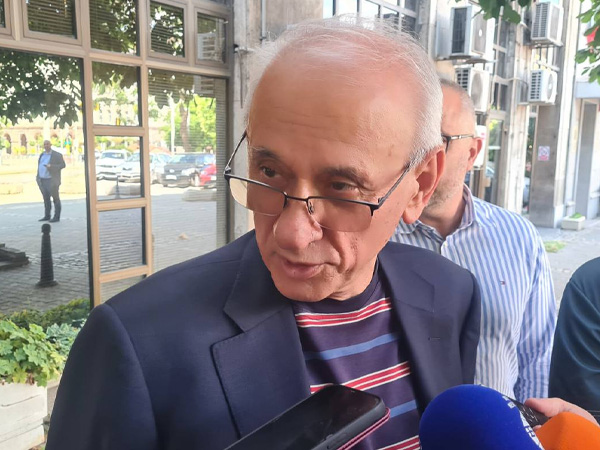 Трудовите възнаграждения на специализантите може да бъдат записани в Наредба 1 (Допълнена)