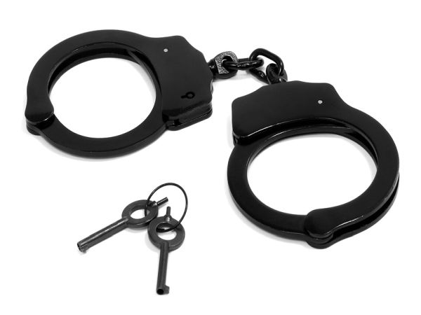 В Пловдив задържаха мъж без медицинско образование, представял се за кинезитерапевт