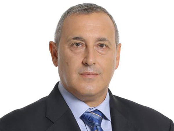 Д-р Койчев: Столична община трябва да проверява оптометристите как извършват очни прегледи