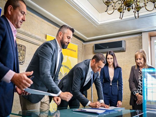 Скрининг за гръбначни изкривявания сред деца от 5 и 6 клас започва в столицата