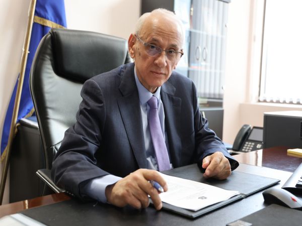 Министърът уволни директорката на РЗИ Велико Търново