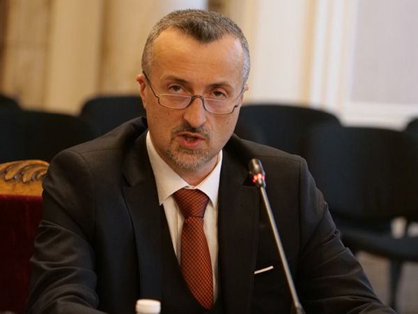 За първи път дефицитът в бюджета на НЗОК ще е в приходната част