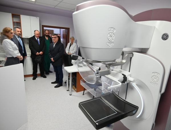 МУ - Варна откри нова мамографска система за научни изследвания в областта на ранната диагностика на рака на гърдата