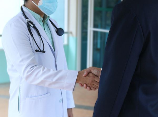 Лекарският съюз на Румъния обяви 