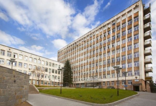 МБАЛ – Смолян обучава 13 лекари специализанти