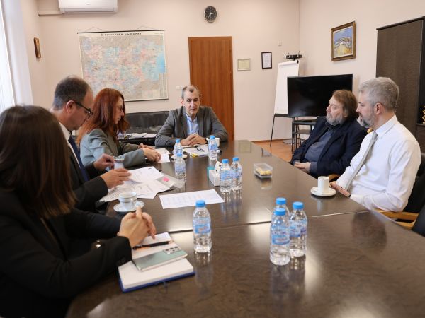 Министърът поиска оздравителен план за варненската МБАЛ „Св. Анна“