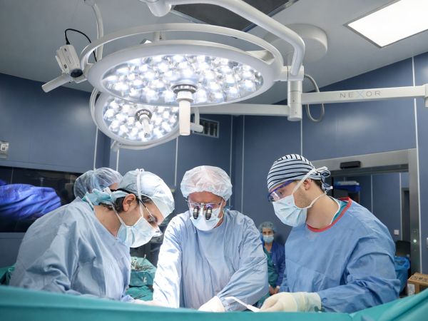 Чернодробна трансплантация дава шанс за нов живот на 39-годишна жена