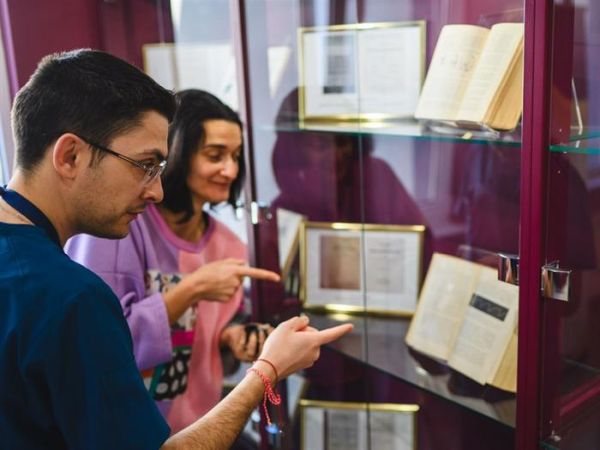 Денталният факултет на МУ – Варна отбелязва 20-годишнината си с изложба