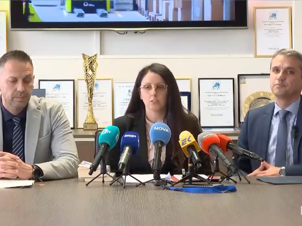 Разбиха престъпната група, продавала хранителни добавки с лицата на известни лекари