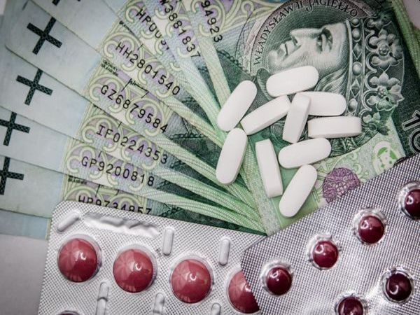 10 мерки за по-прозрачно и ефективно изразходване на средства за нерегистрирани лекарства препоръча КЗК