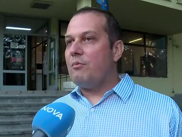 Ривотрил, ксанакс и други опиати са продавали през интернет задържаните в столицата баща и син