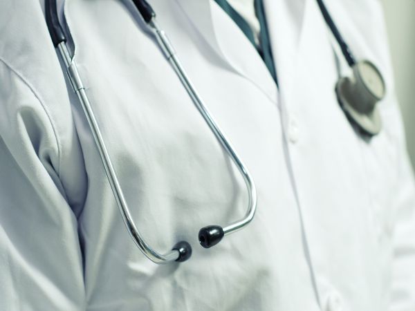 От 660 до 2000 евро предлагат лечебните заведения на лекарите специализанти
