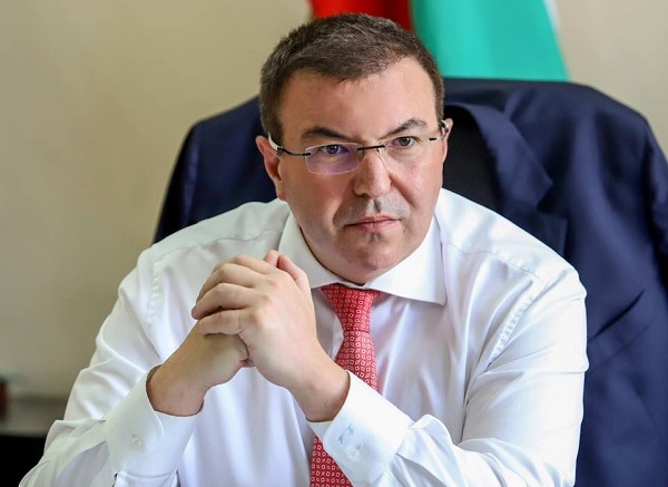 Проф. Ангелов: Трябва ни законодателство, което да насърчава оставането на генеричните лекарства на пазара