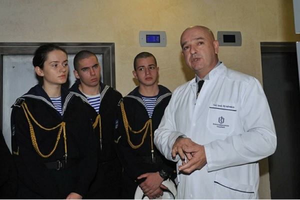 Студенти по военна медицина се запознаха с опита на ВМА 