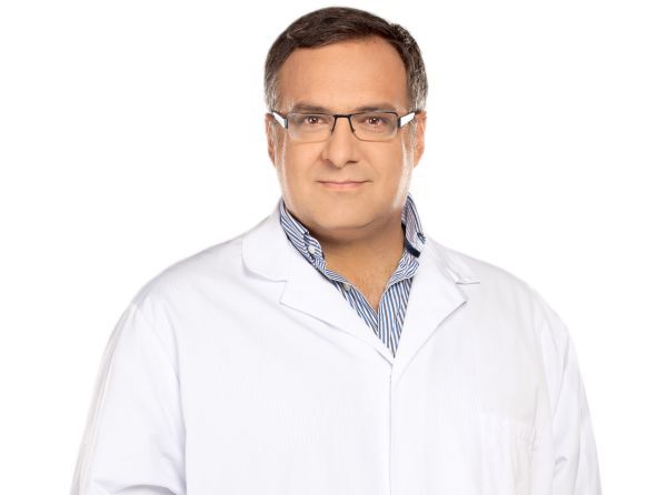Д-р Фернандо Санча, уролог в Хил клиник: Пациентите да разпитат на каква медицинска процедура се подлагат