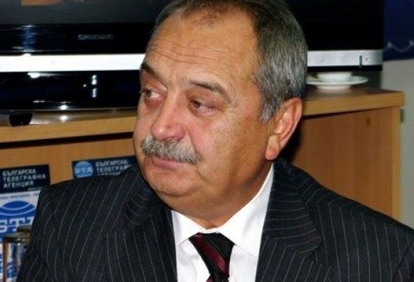 БЛС: Лекарите наистина крадат, но от собственото си време, което подаряват на пациентите си