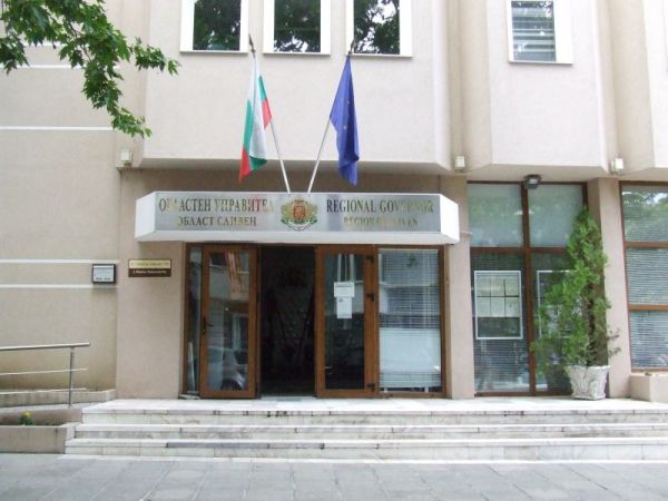 Сливенска област получи шест мобилни лекарски кабинета