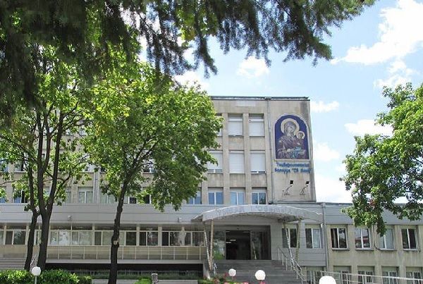 Лекар от „Св. Анна“ спаси човек, припаднал на улицата   