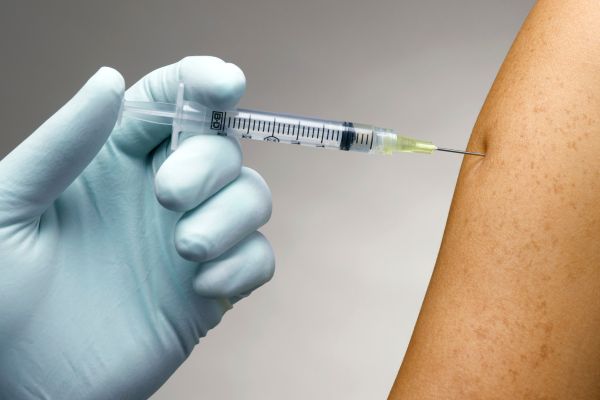 Недоверието към смисъла от ваксинирането – най-високо в България