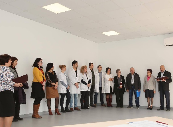 Изцяло модернизираха учебна зала във Факултета по фармация на МУ-Пловдив